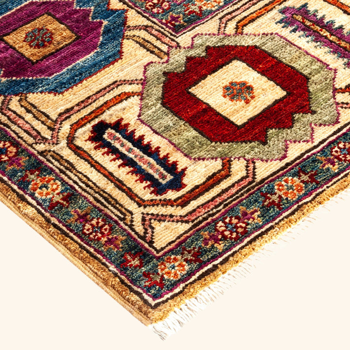 Traditional Serapi Wool Rug - 6' 5" x 9' 4"
