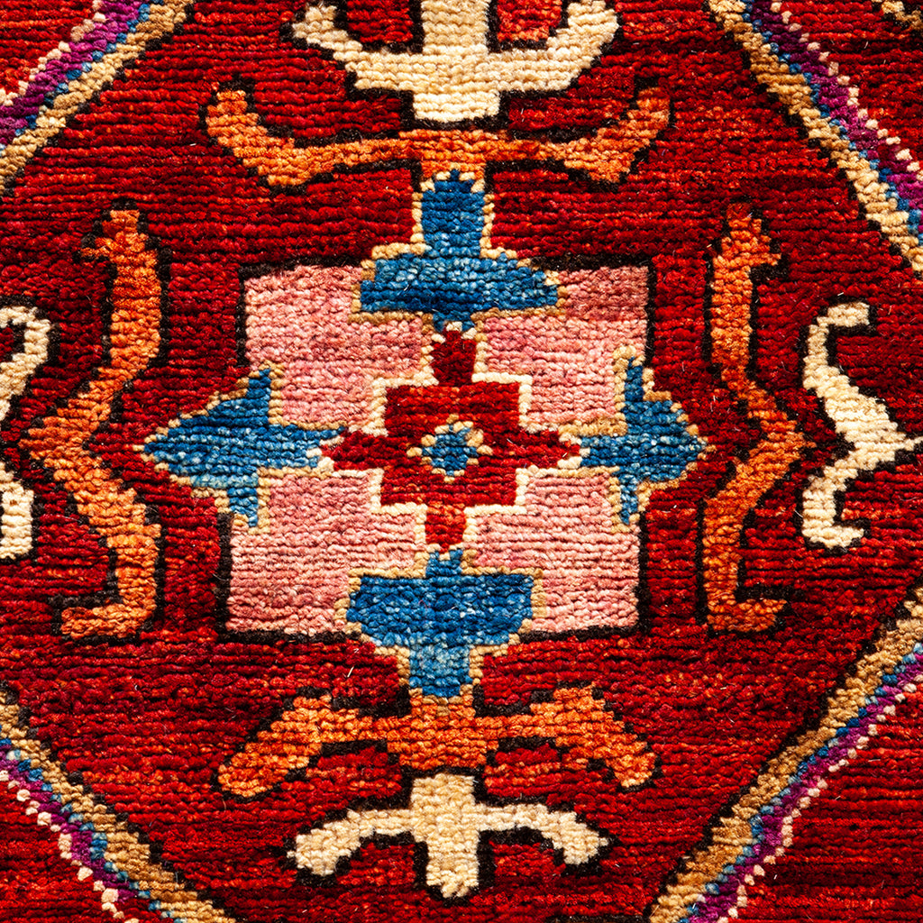 Traditional Serapi Wool Rug - 6' 5" x 9' 4"