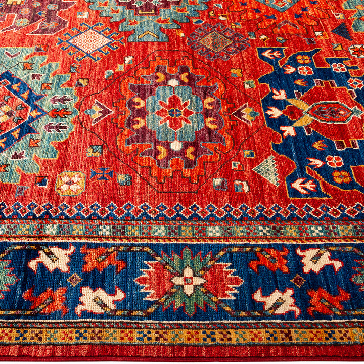 Traditional Serapi Wool Rug - 5' 10" x 9' 3"