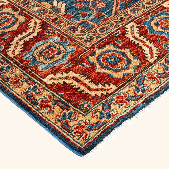Traditional Serapi Wool Rug - 6' 1" x 9' 1"