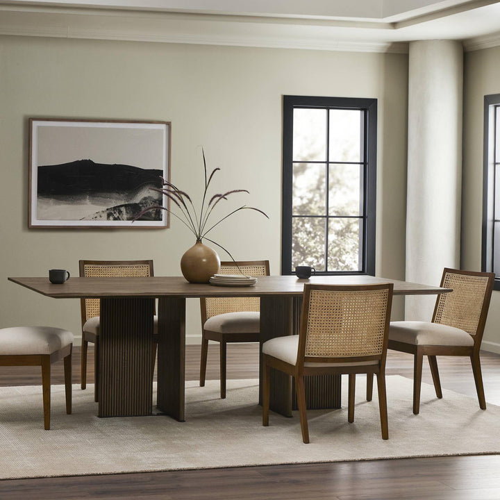 Houston Leo Dining Table