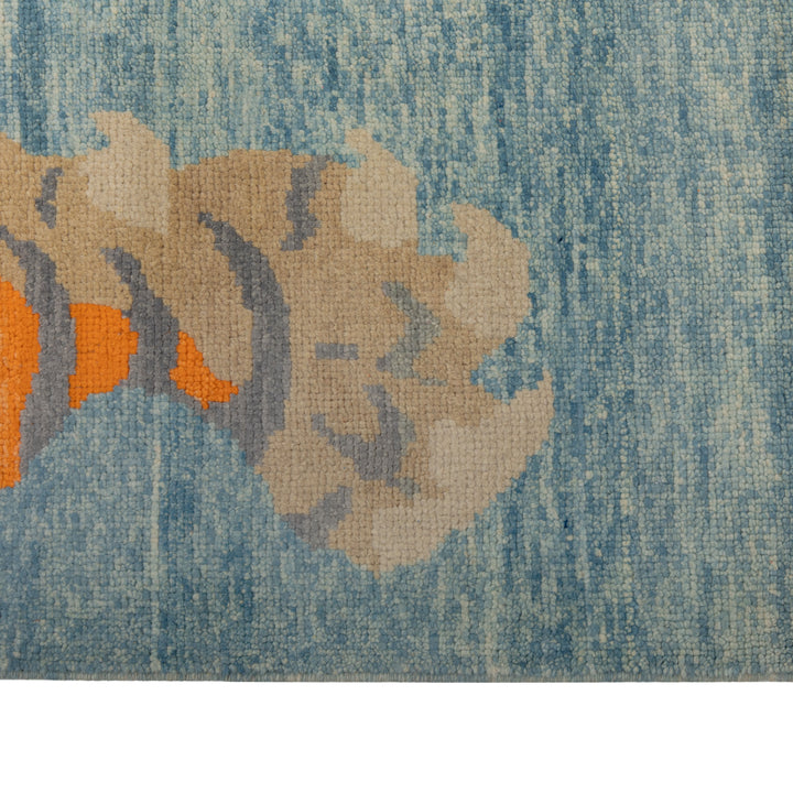 Blue Contemporary Tiger Wool Rug - 6'12" x 9'11"