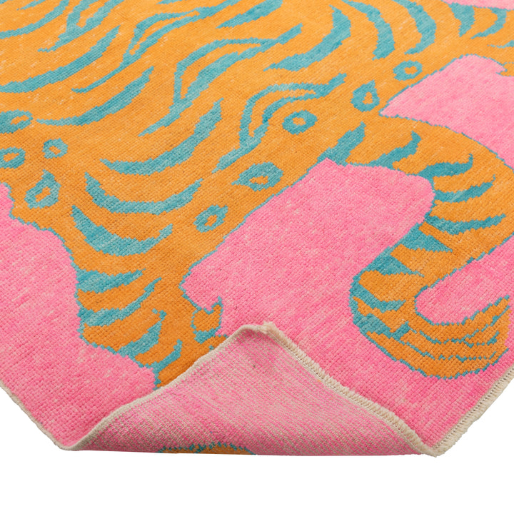 Pink Contemporary Tiger Wool Rug - 5'2" x 7'5"