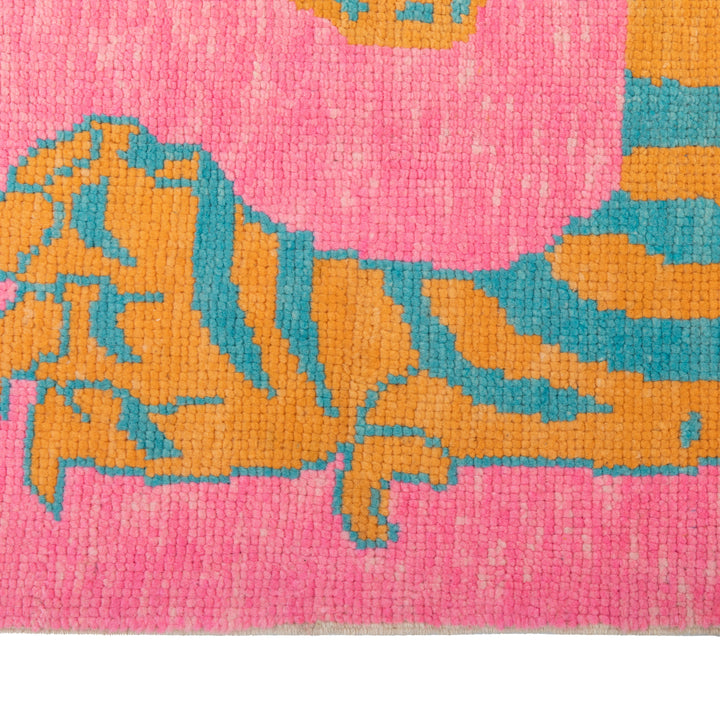 Pink Contemporary Tiger Wool Rug - 5'2" x 7'5"
