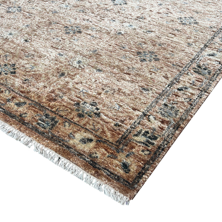 Dusty Rose Traditional Wool Silk Rug - 8' x 10'