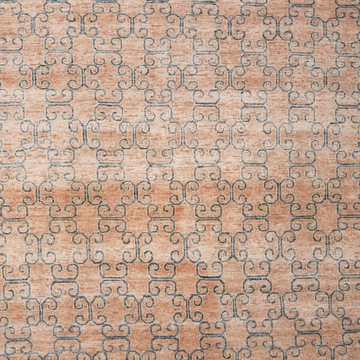 Dusty Rose Traditional Wool Silk Rug - 8' x 10'