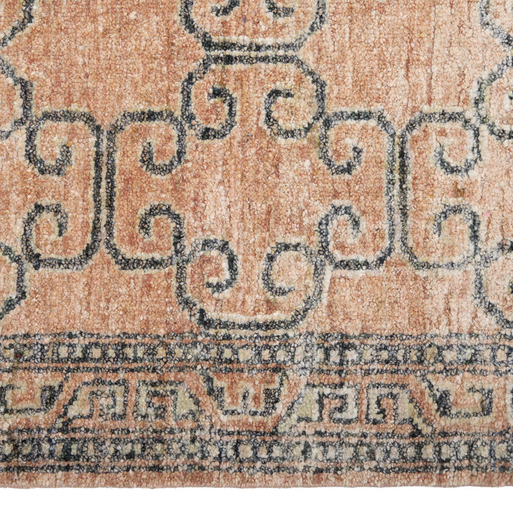 Dusty Rose Traditional Wool Silk Rug - 8' x 10'