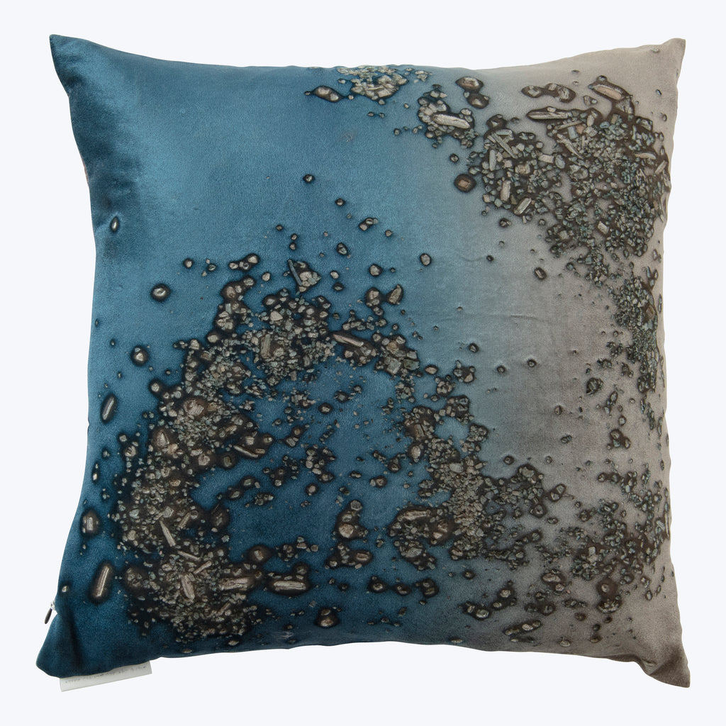 Mineral Omber Twilight on Cobble Pillow