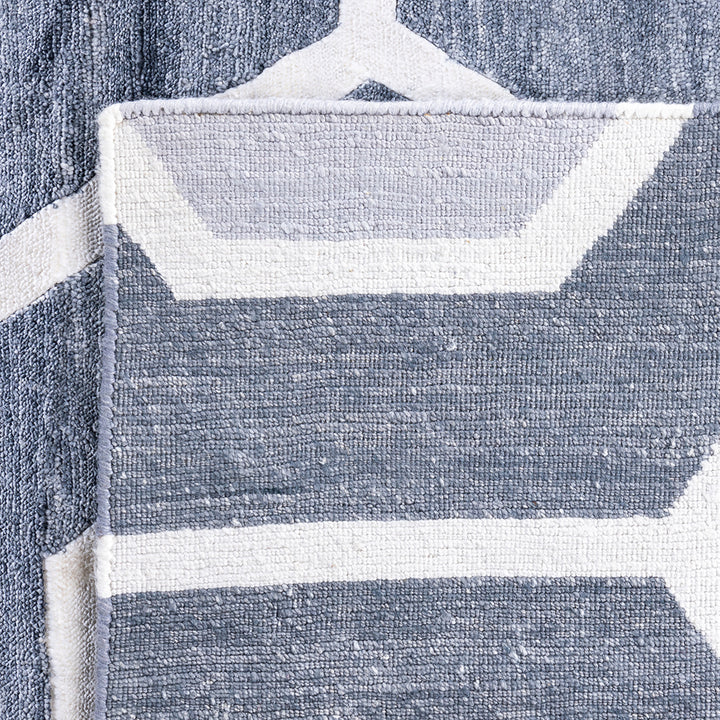 Grey Contemporary Silk Rug - 8'2" x 10'