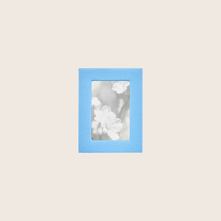Leather 4" x 6" Studio Frame Light Blue Pebble Leather