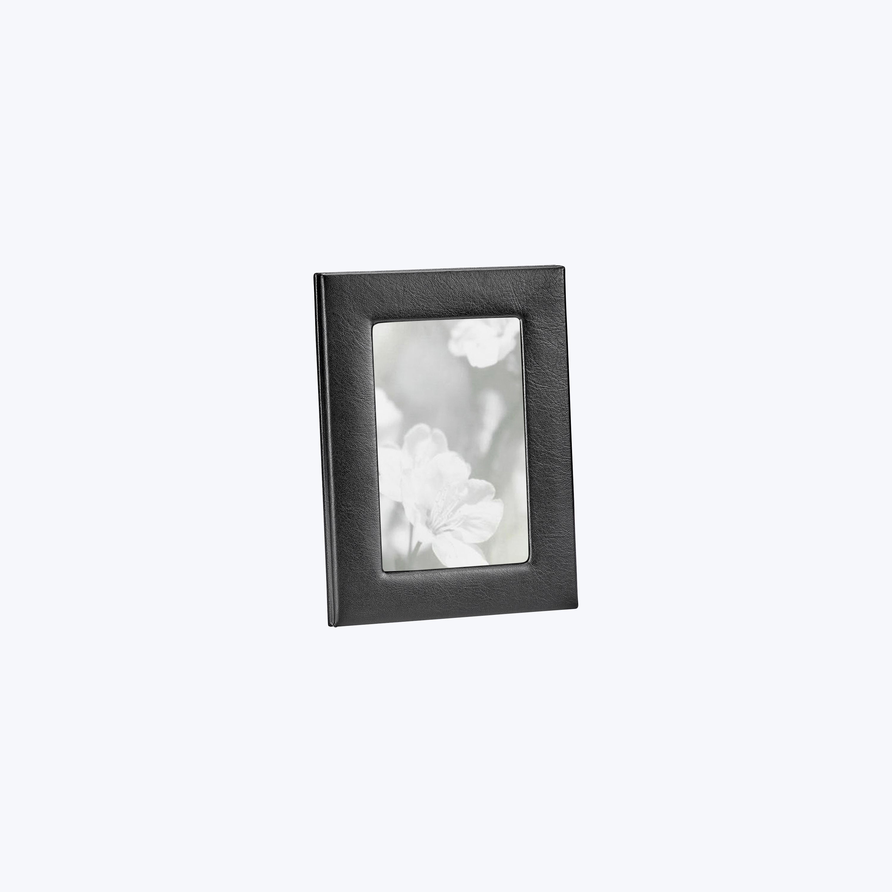 Leather 4" x 6" Studio Frame Black Leather