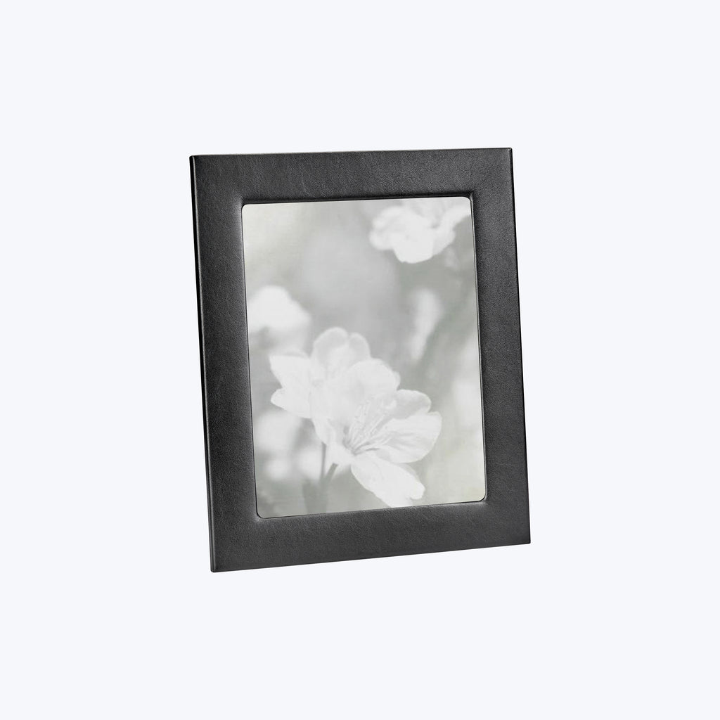 Leather 8" x 10" Studio Frame Black Leather