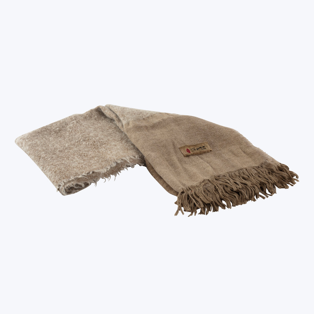 Rovere Throw