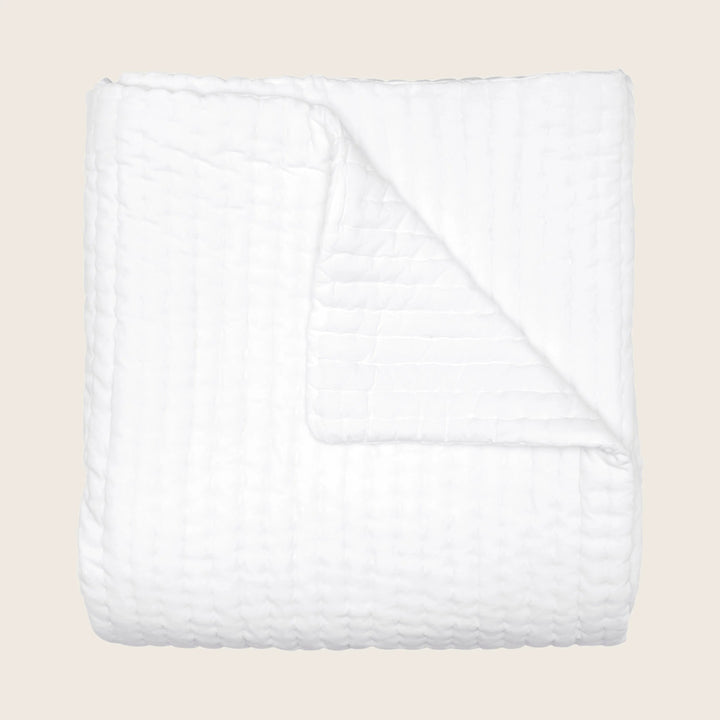Velvet Coverlet White / Twin