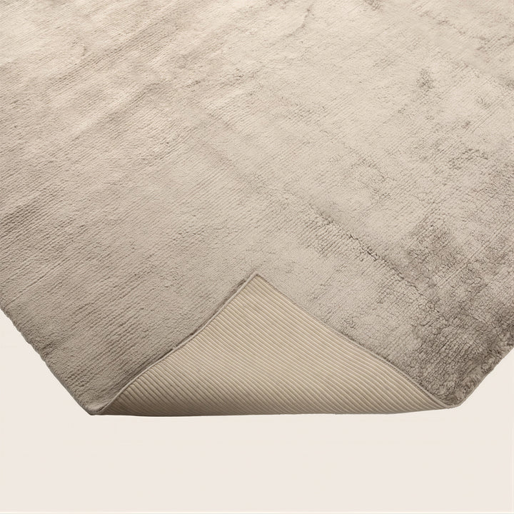 Lulu Solid Tibtean Silk Rug Grey / 9x12