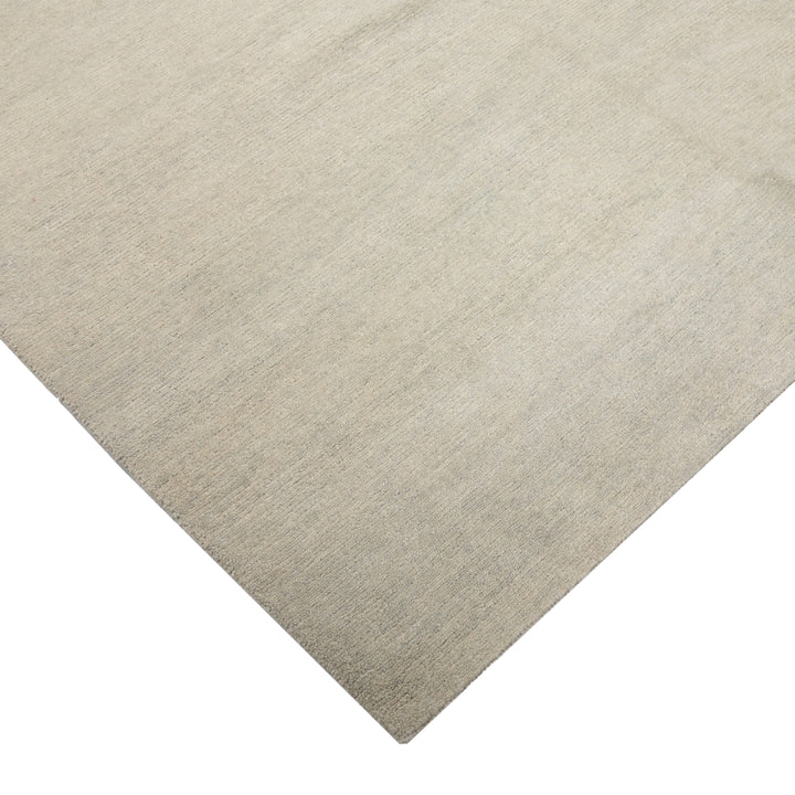 Solid Tibetan Wool Rug - 6' x 9' Grey