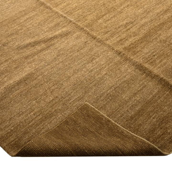 Solid Tibetan Wool Rug - 6' x 9' Brown