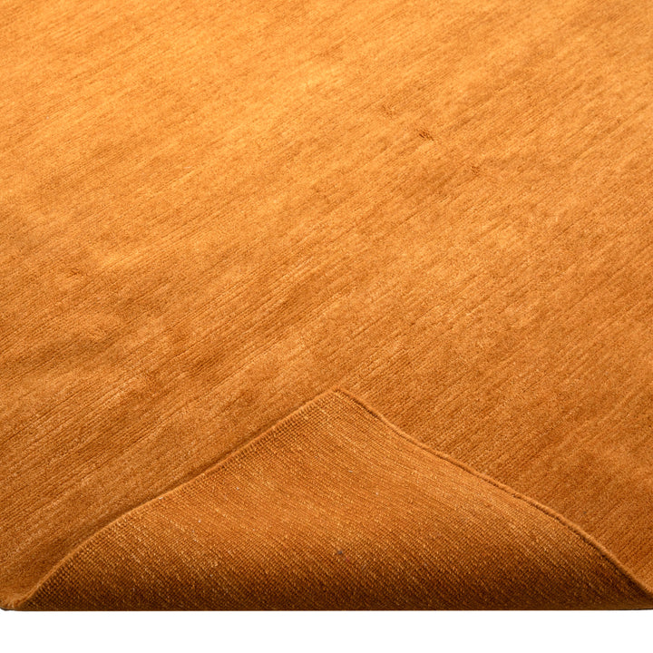 Solid Tibetan Wool Rug Brown / 6x9