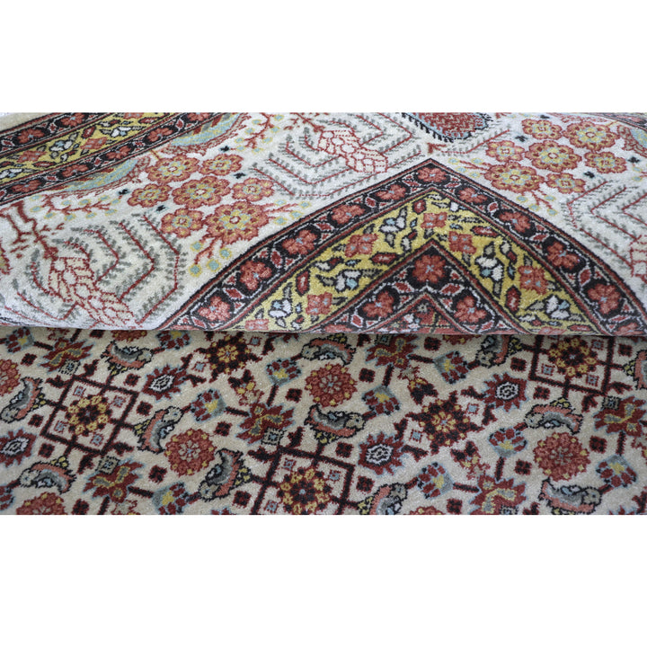 Multicolored Traditional Wool Rug - 9' x 12'