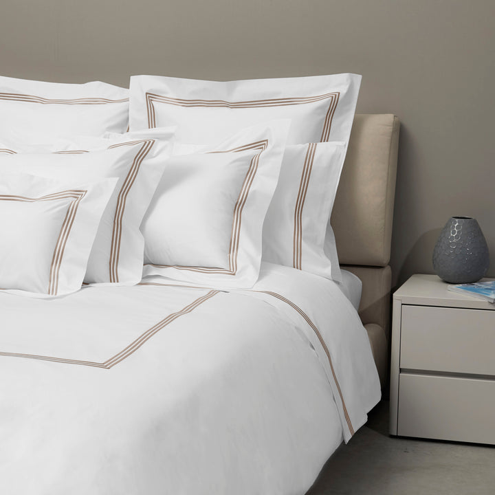 Platinum Duvet + Sham, Brown Duvet Cover / Queen