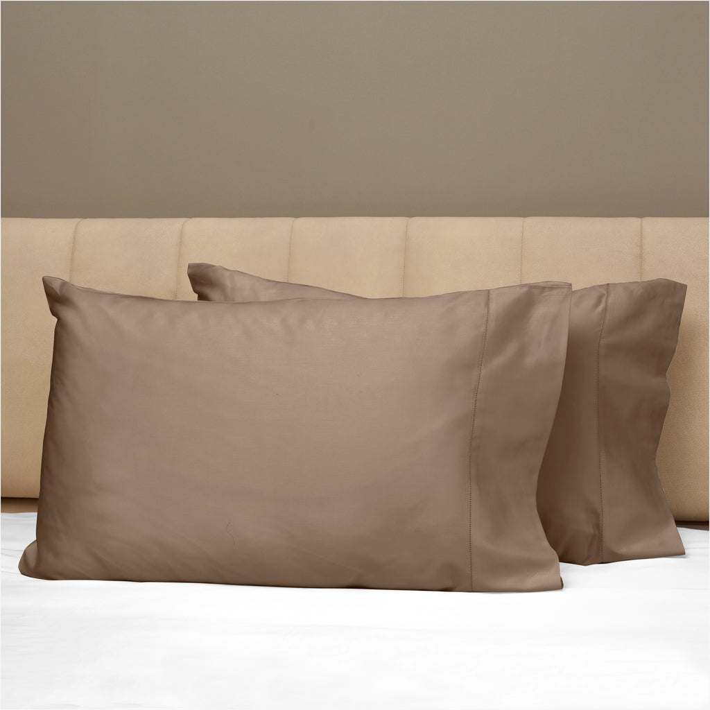 Raffaello Pillowcases Brown / Standard