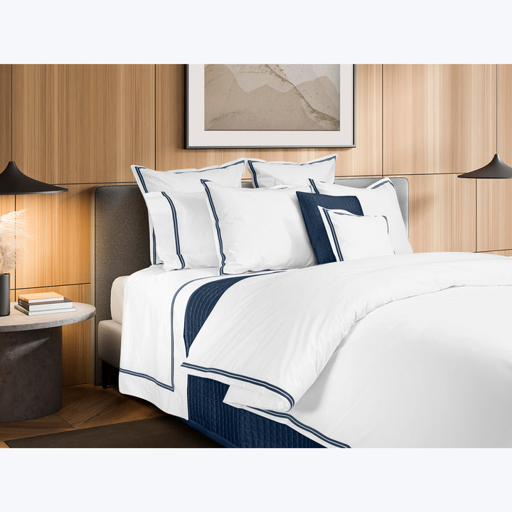 Mylos Duvet + Sham White/Dark Blue / Duvet / Twin