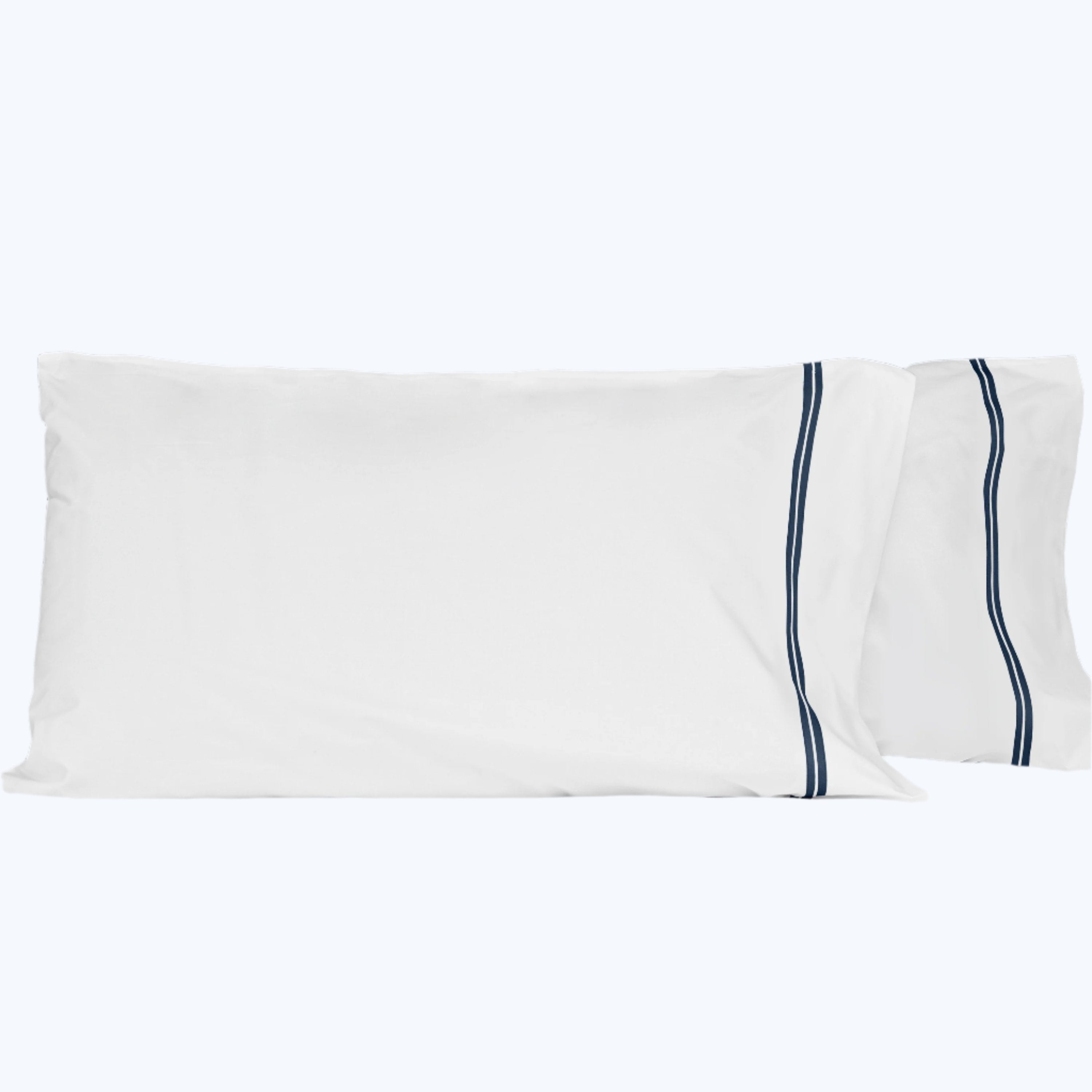 Mylos Pillowcases White/Dark Blue / Standard