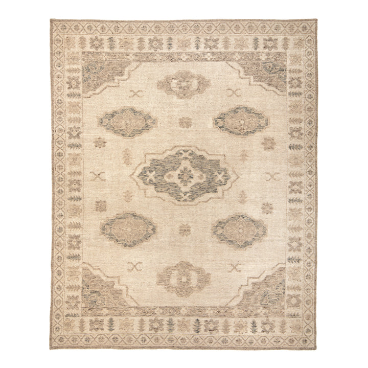 Ivory Beige Traditional Wool Rug - 8' x 10'