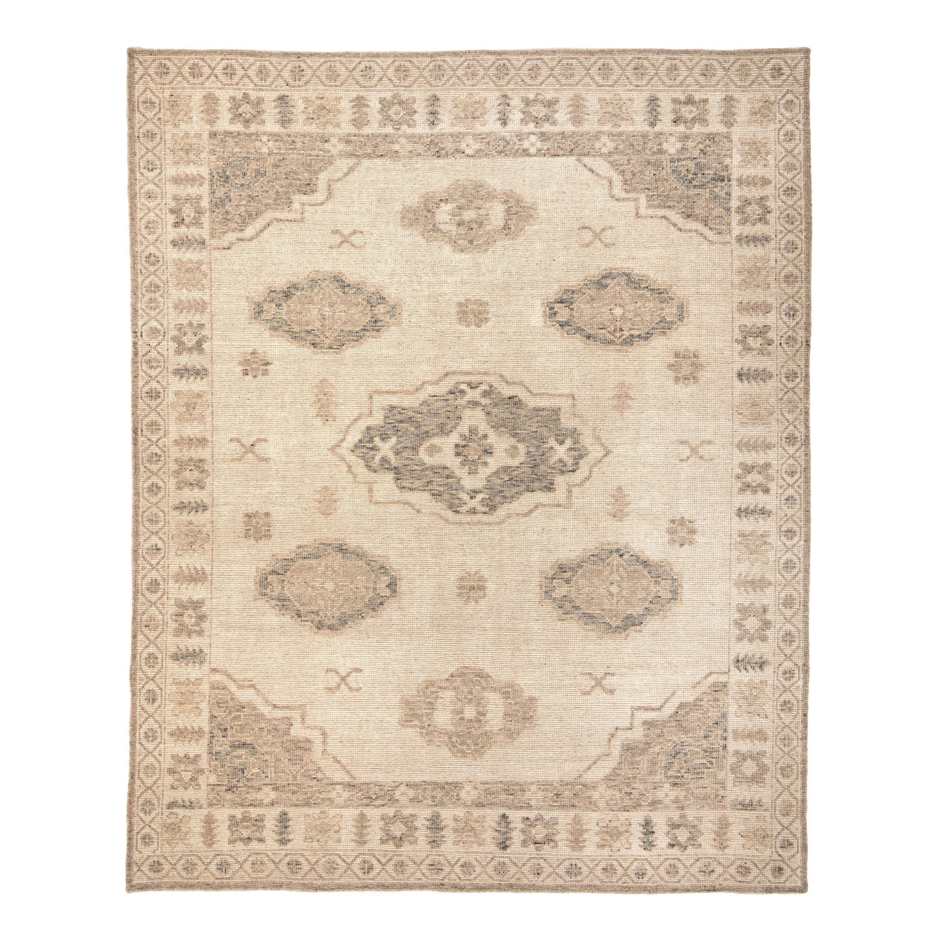 Ivory Beige Traditional Wool Rug - 8' x 10'