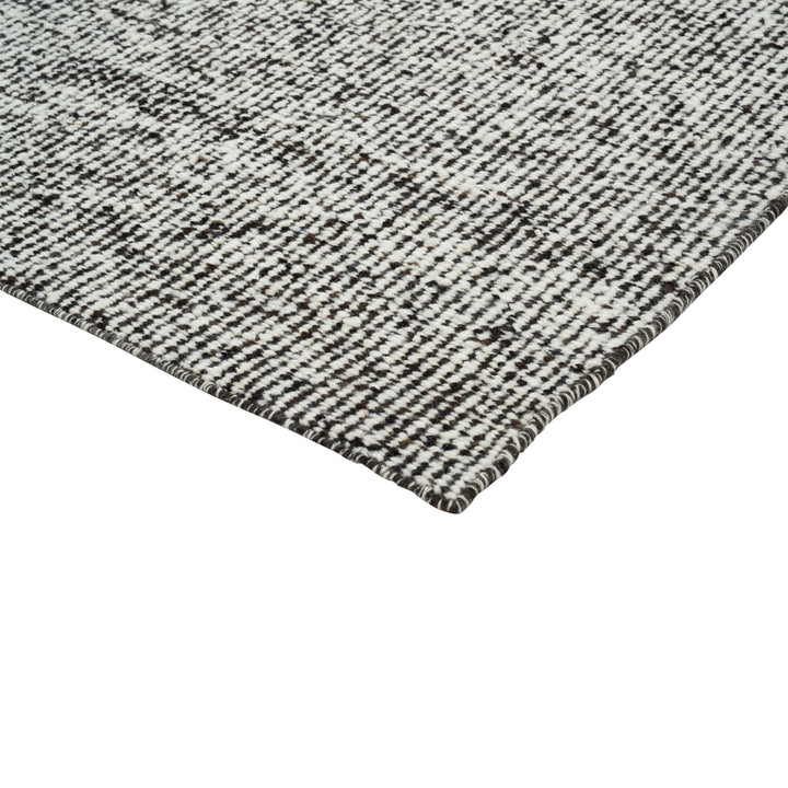 Black & White Dhurrie Wool Runner - 5' x 10'