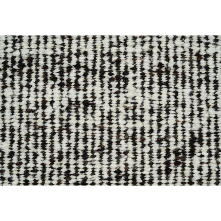 Black & White Dhurrie Wool Runner - 5' x 10'