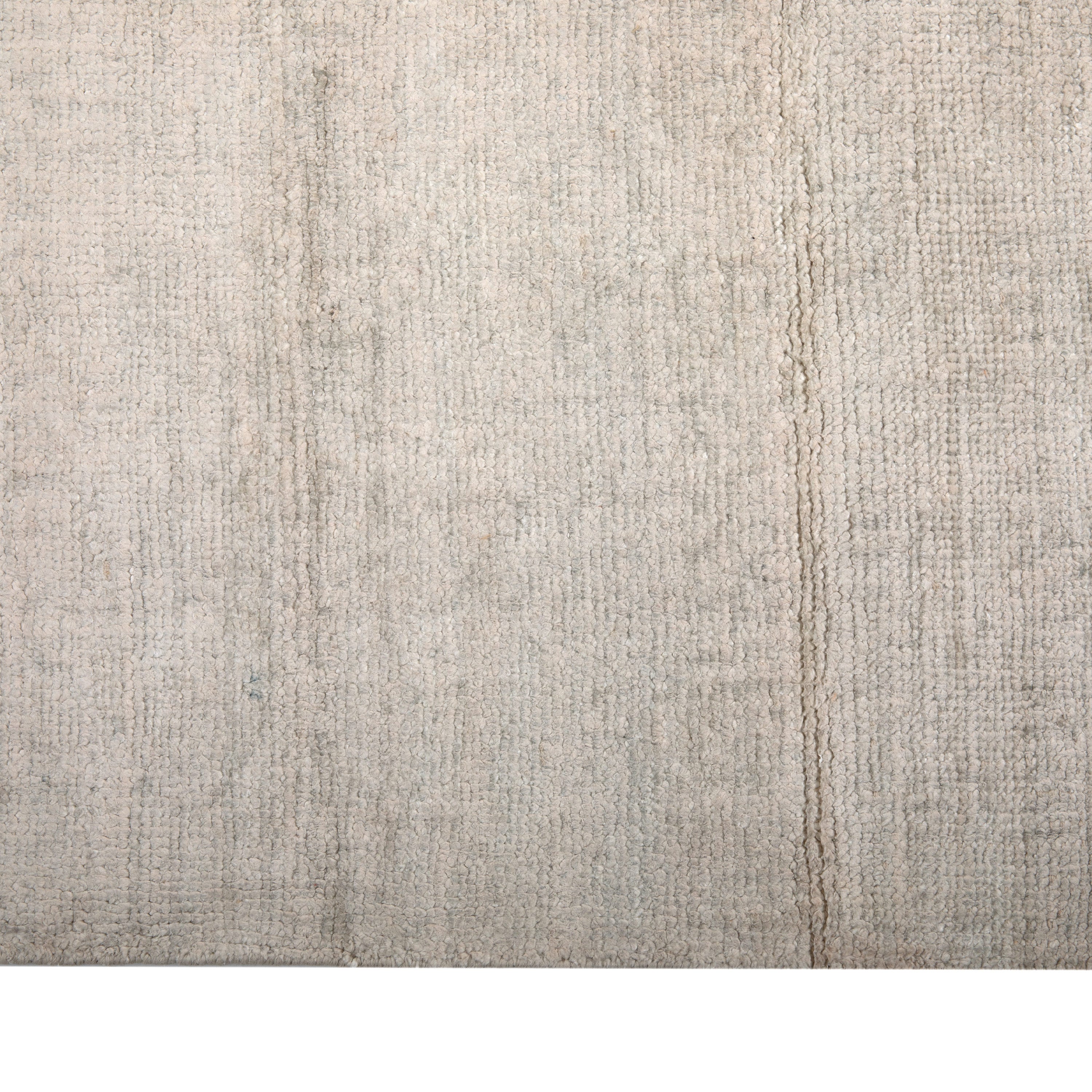 Ivory Solid Silk Rug - 9'11" x 14'