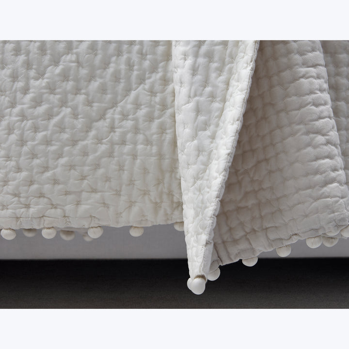 Margaret Silk Quilt Abalone / Full/Queen