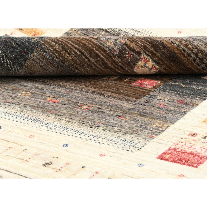 Ivory & Navy Traditional Gabbeh Wool Rug 5'9" x 7'10"