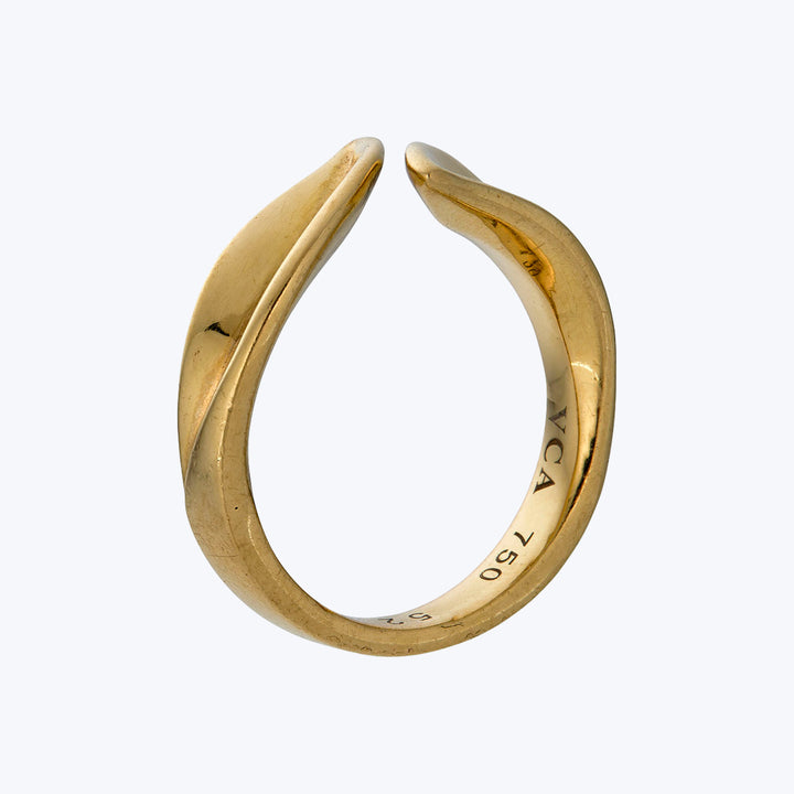 Van Cleef & Arpels 1980s 18KYG Leaf Ring