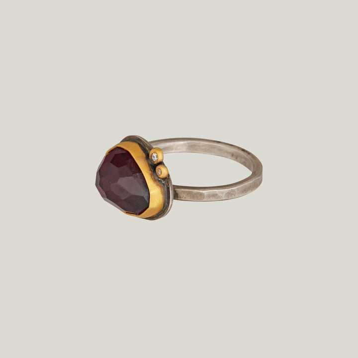 Rosecut Rhodolite Garnet Ring