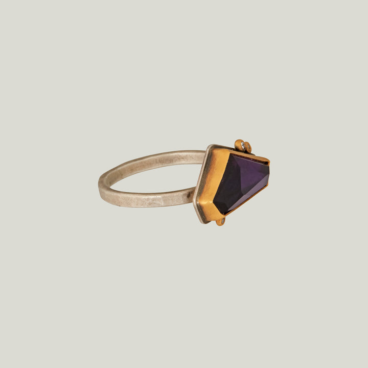 Rosecut Geometric Amethyst Ring