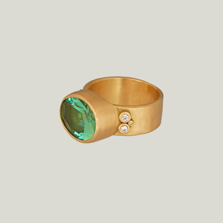 18K Yellow Gold Oval Green Tourmaline and Diamond Ring
