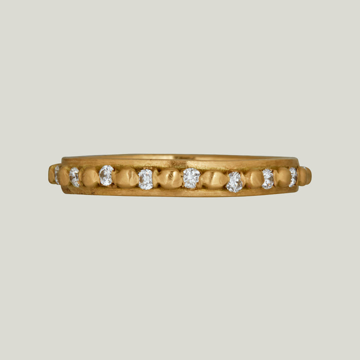 18K Yellow Gold Raised Dot Band with Sprinkle Diamonds