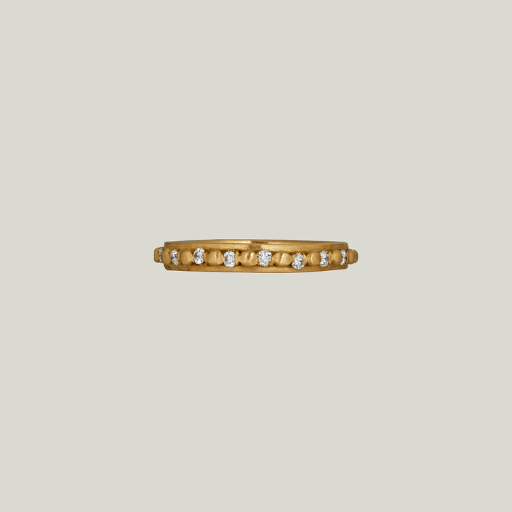 18K Yellow Gold Raised Dot Band with Sprinkle Diamonds