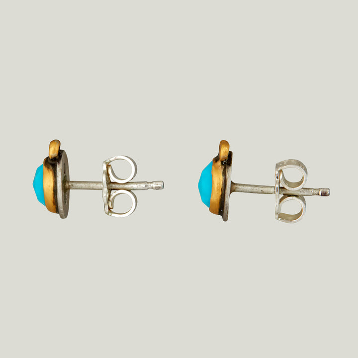 22K Yellow Gold Rosecut Round Turquoise Stud Earrings