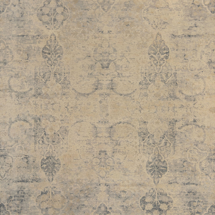 Image for Grey Traditional Silk Rug - 6' x 9'