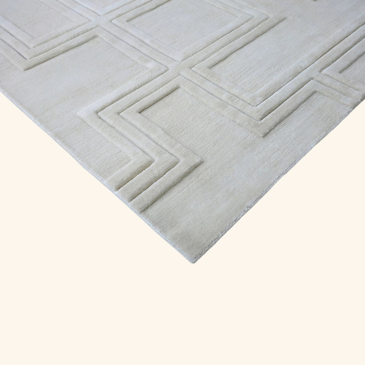 Solid Wool Art SIlk Blend Rug - 8' x 10'