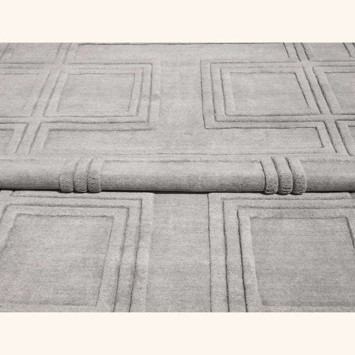 Solid Wool Art SIlk Blend Rug - 8' x 10'