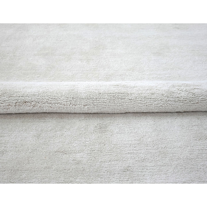 Ivory Solid Alpaca Wool Rug - 8' x 10'