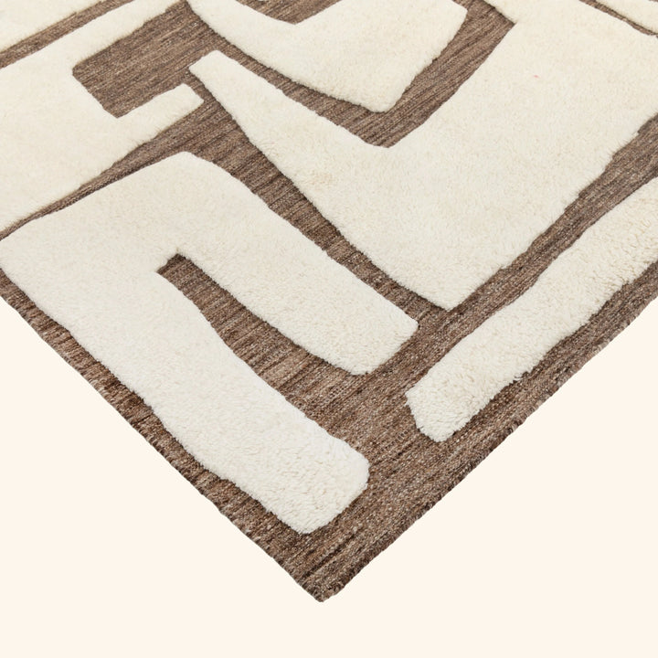 Moroccan Wool Rug - 8' x 10' Ivory & Brown
