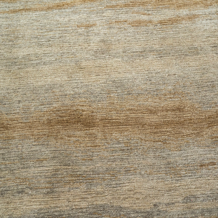 Contemporary Wool Silk Blend Rug - 6' x 9'