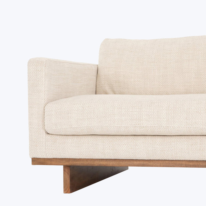 Everly Sofa Irving Taupe