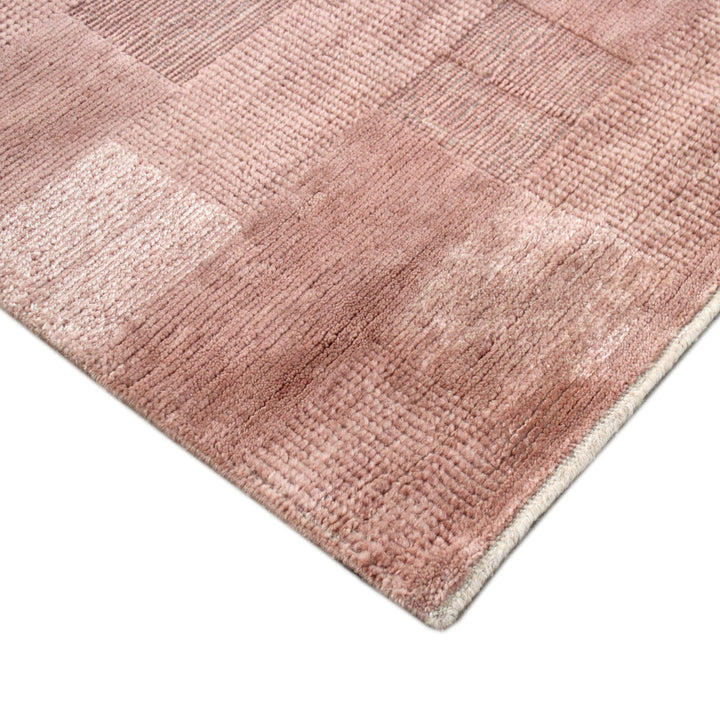 Pink Contemporary Wool Rug