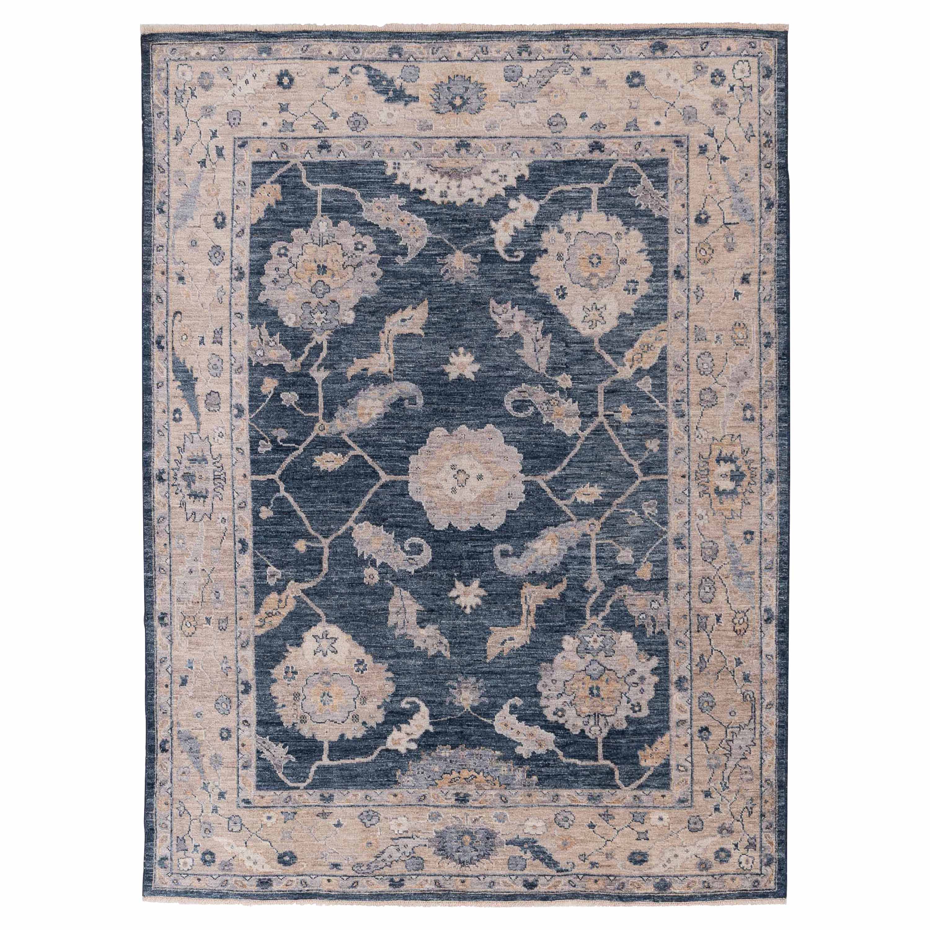 Traditional Oushak Wool Rug - 8'1" x 9'6"